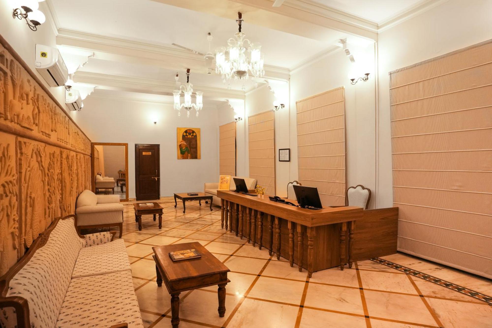 Hotel Club Mahindra Bharatpur Extérieur photo